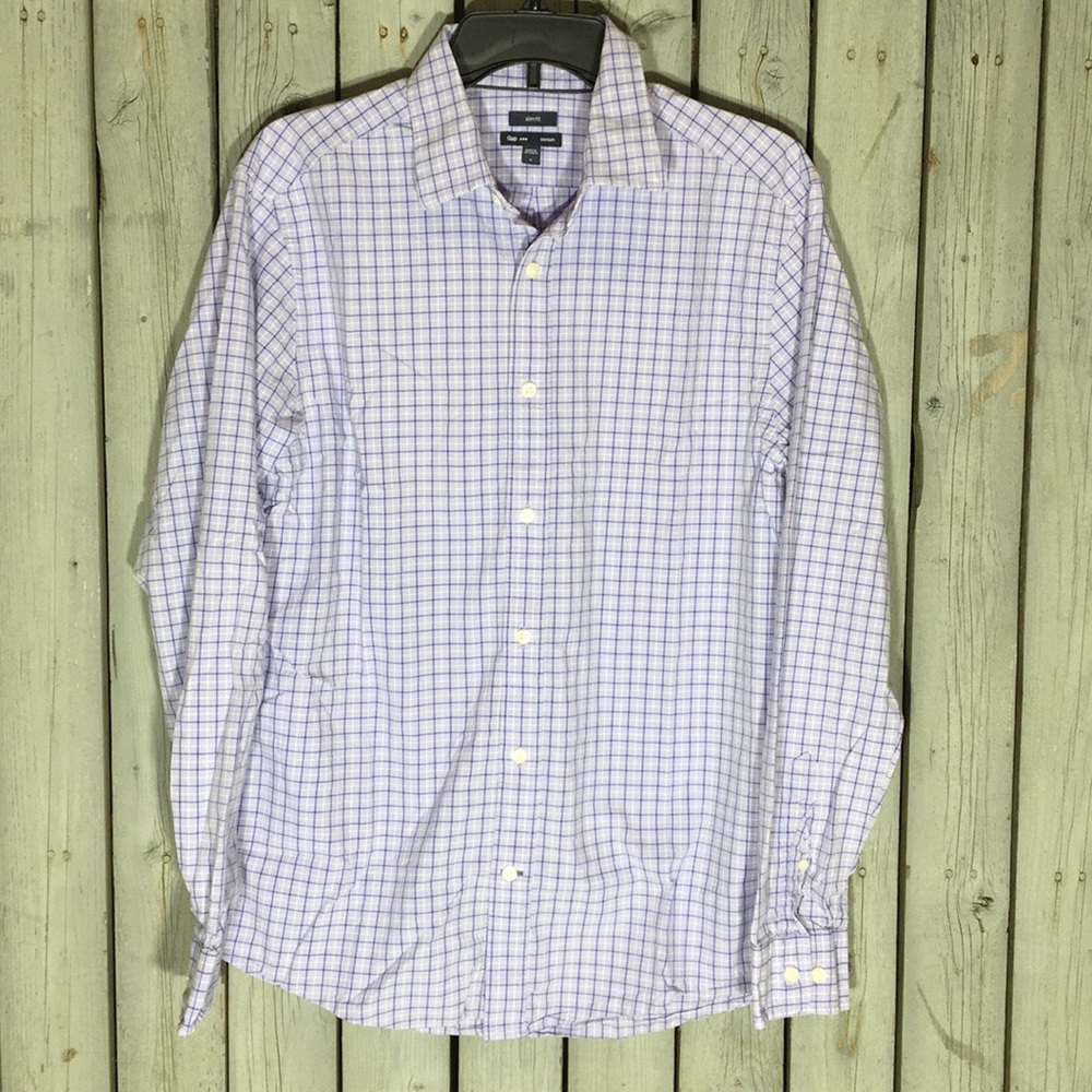 Men’s Gap Button Down Shirt